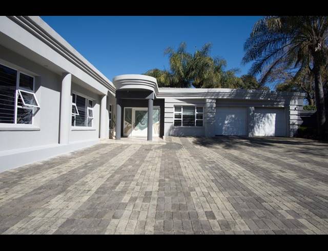 3 BEDROOM HOUSE FOR SALE IN LINDEN